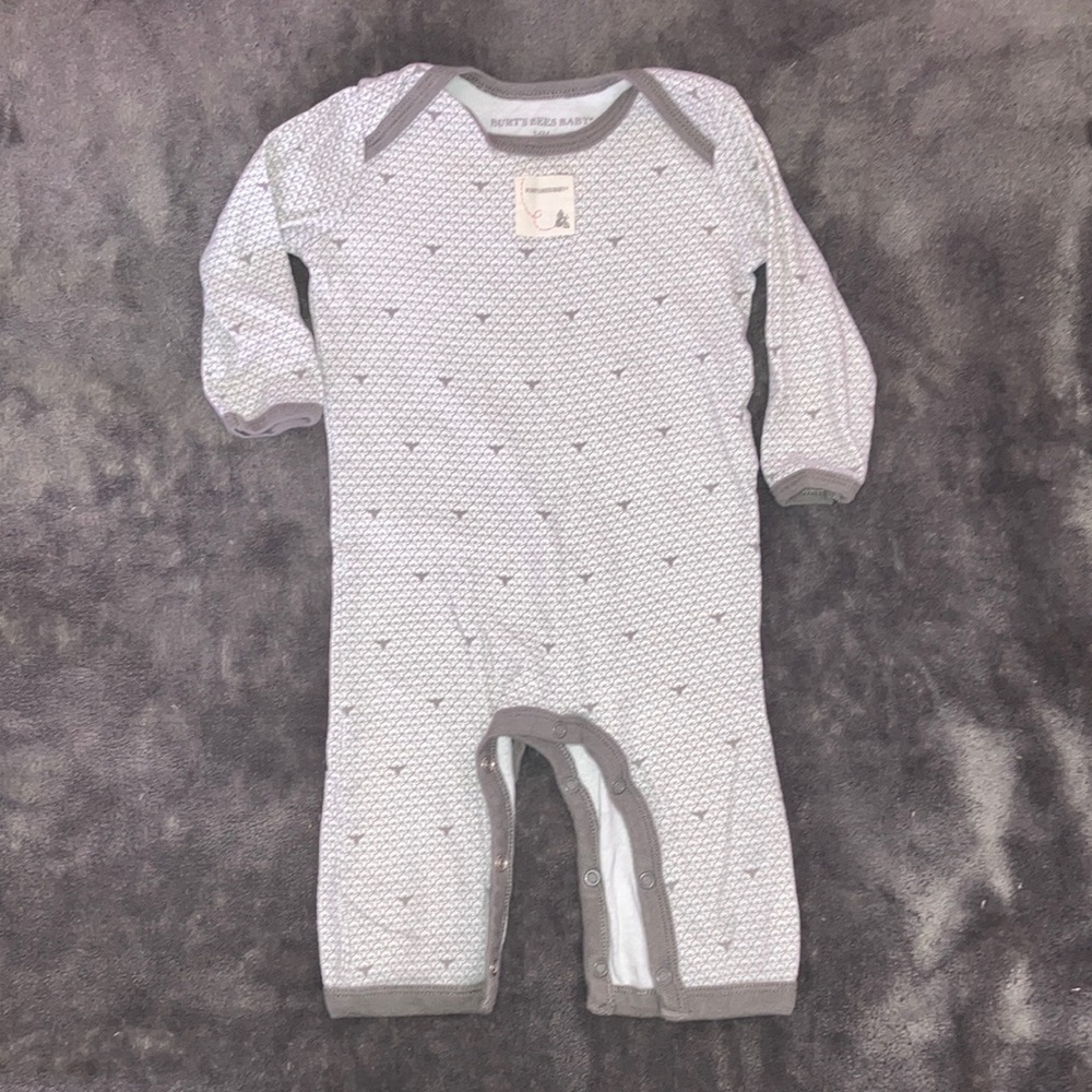 Burt’s Bees Baby 3-6 mos Gray/Cream Onesie